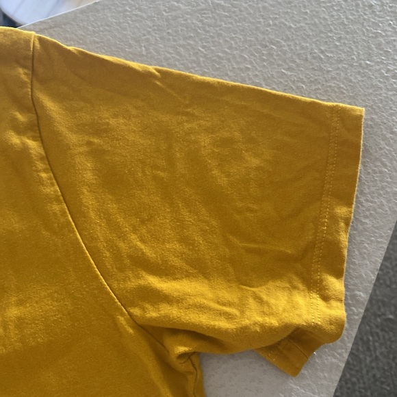 Levi’s size medium T-shirt Tee cute, frog outline, drawing on back and front - Picture 5 of 17